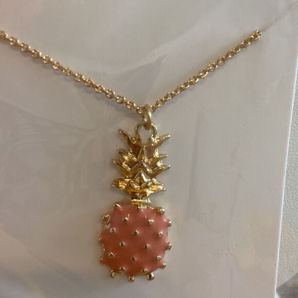 Pink Pineapple necklace gold color chain 16” with 3” extensions NWT - Picture 3 of 5
